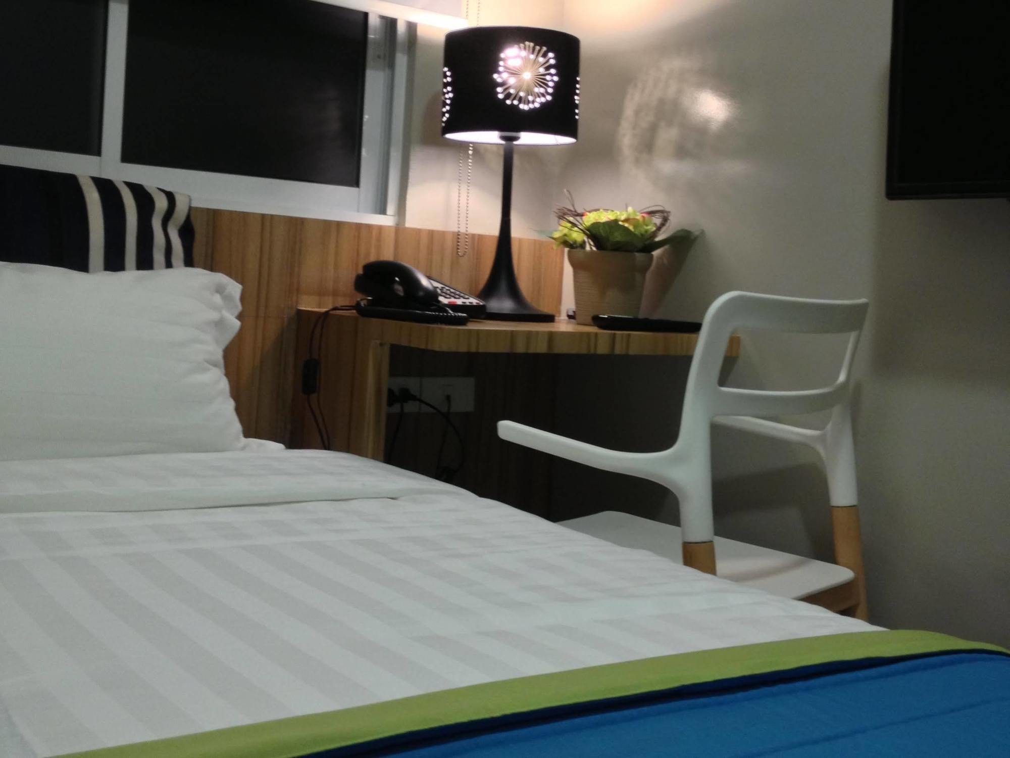 Z Pad Residences Tacloban Bagian luar foto
